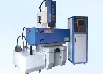 鏡面火花機與傳統火花機的優勢比較